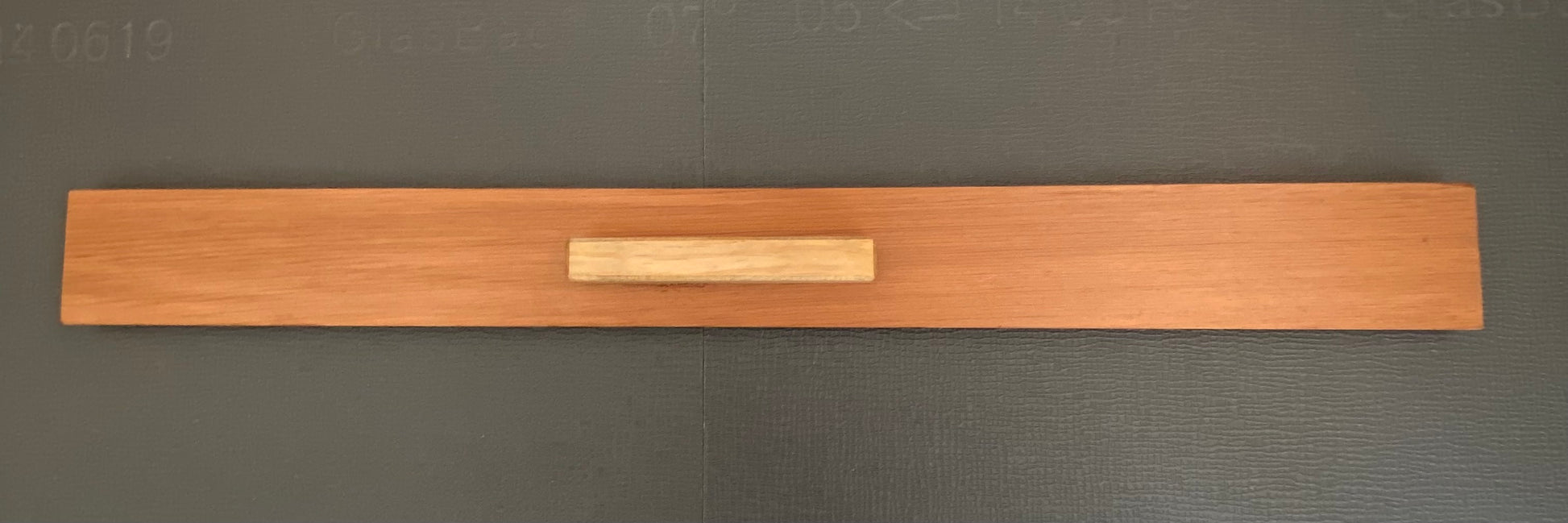 Straight Edge – 650mm